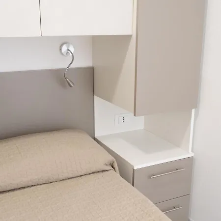 Santo Stefano Village 莫诺波利