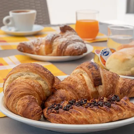 营地 Santo Stefano Village *