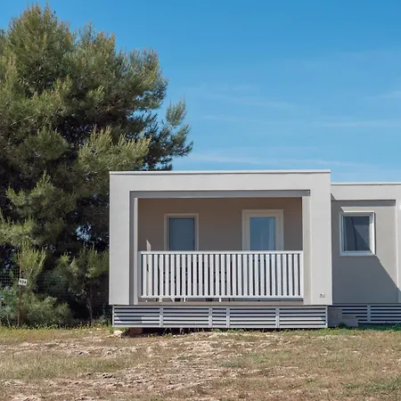 营地 Santo Stefano Village