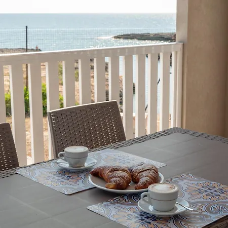 Santo Stefano Village 莫诺波利