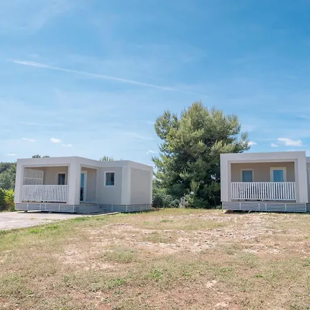 营地 Santo Stefano Village *