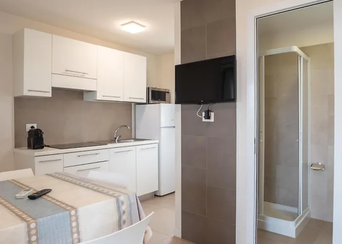 Santo Stefano Village *